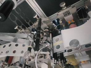 小牛全自動(dòng)敷貼模切包裝一體機(jī) 一機(jī)成型，重塑敷貼器生產(chǎn)新標(biāo)桿