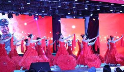 筑夢新時代 書寫新篇章——烏魯木齊職業大學紀念12·9學生愛國運動83周年文藝匯演